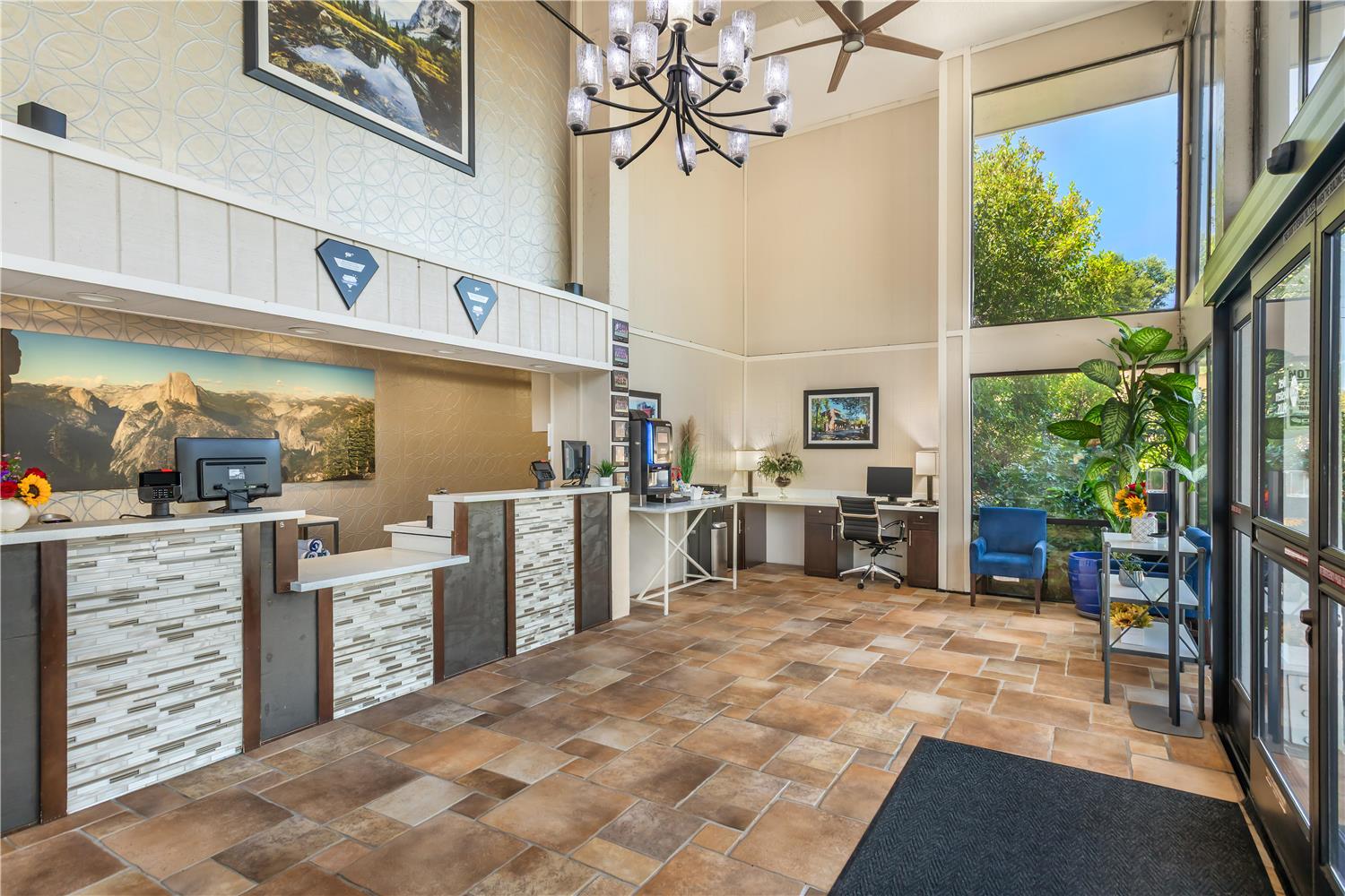 Best Western Plus Sonora Oaks Hotel & Conference Center 7/24