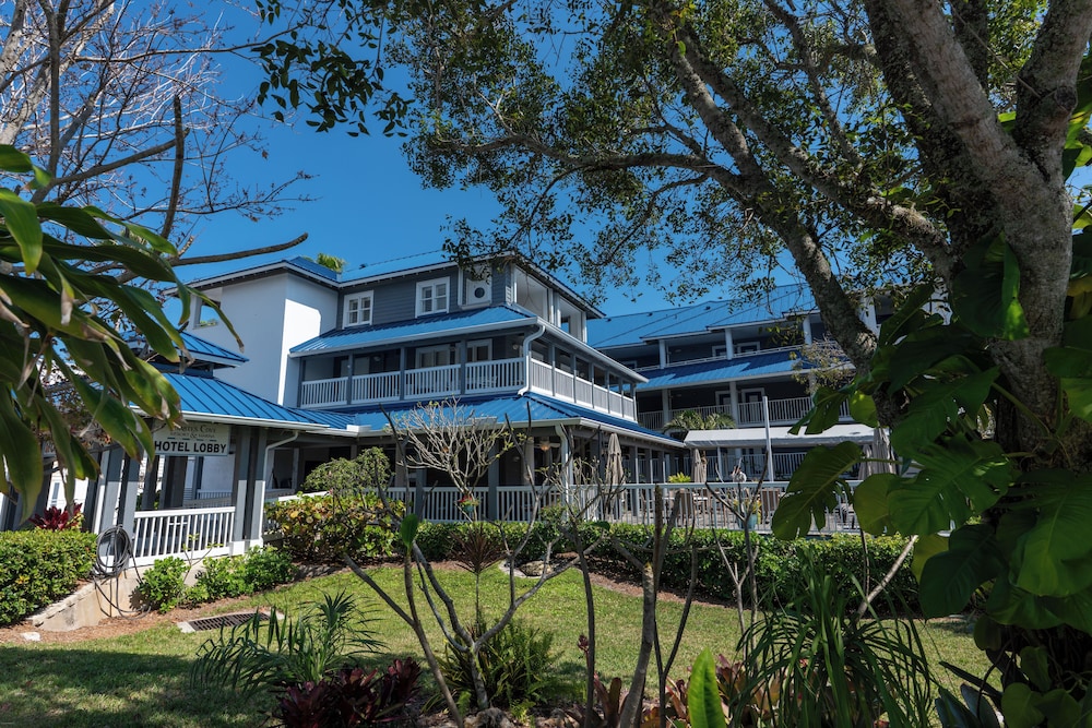 Pirates Cove Resort and Marina 5/36