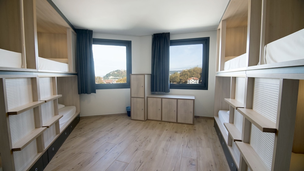 Koisi Hostel 24/60