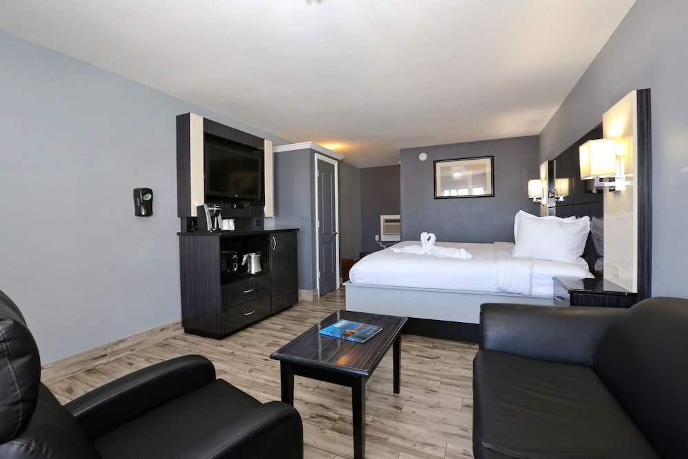 Marion Motor Lodge 34/65
