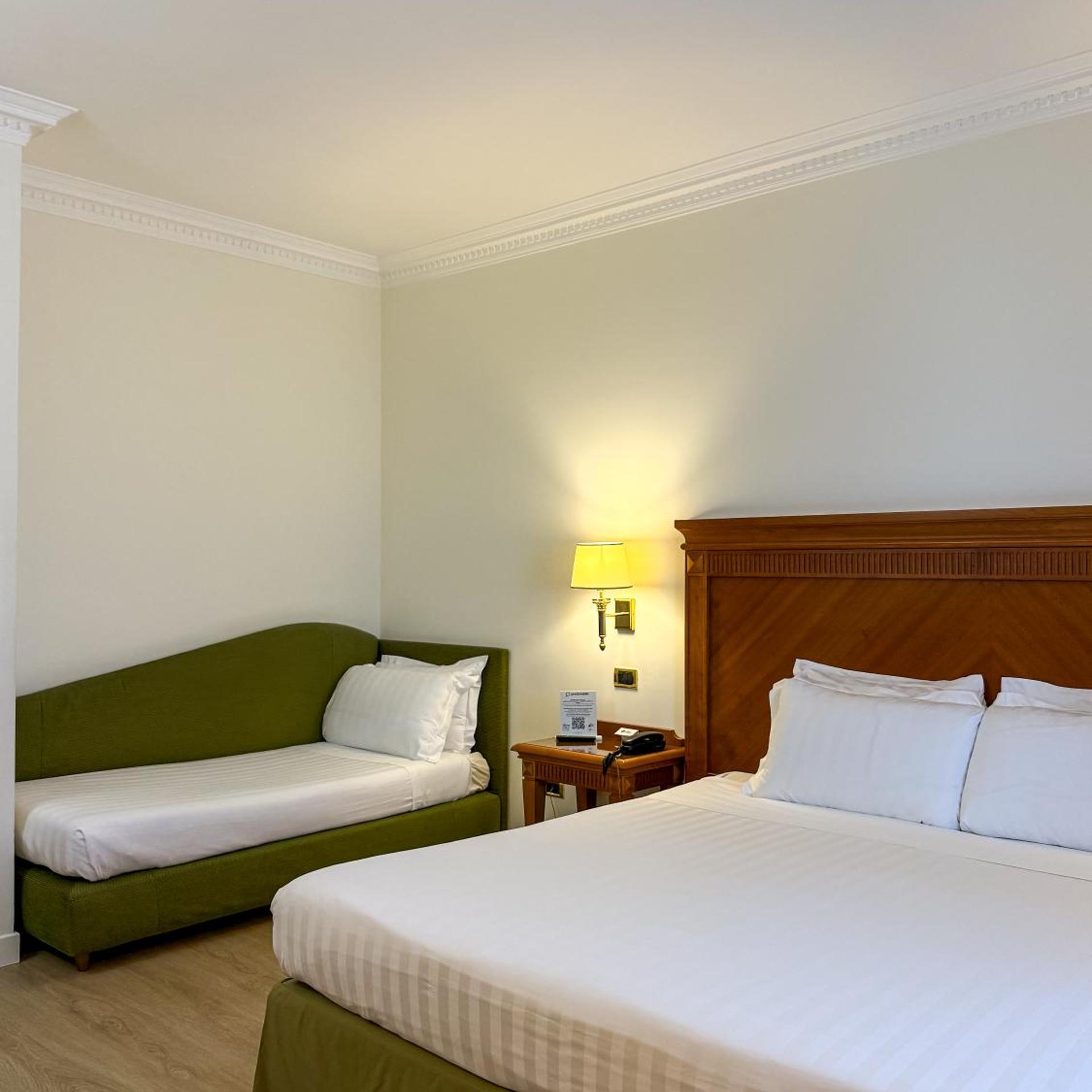 Standard, King Bed