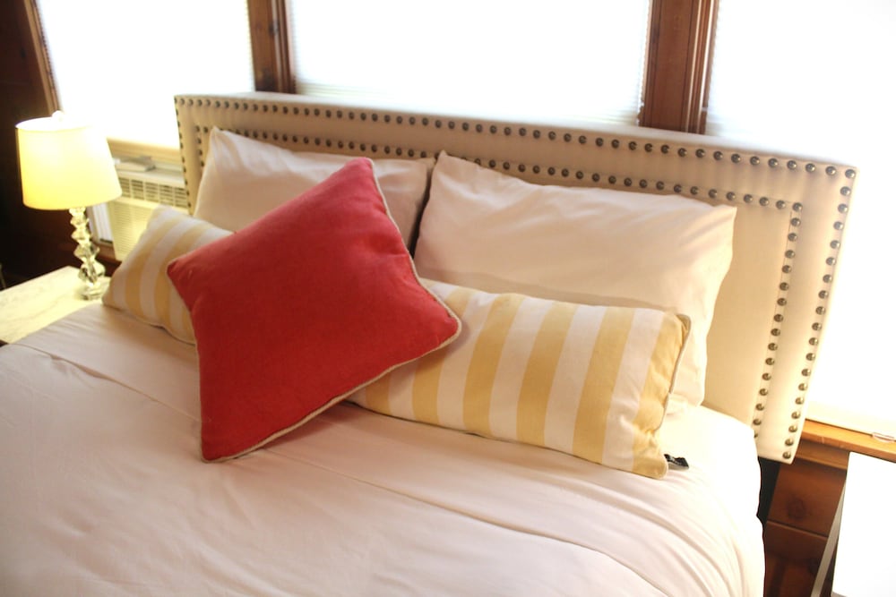 Elliott House Bed and Breakfast 31/67