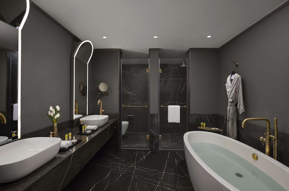 Hotel Hyatt Centric Sector17 Chandigarh 47/49