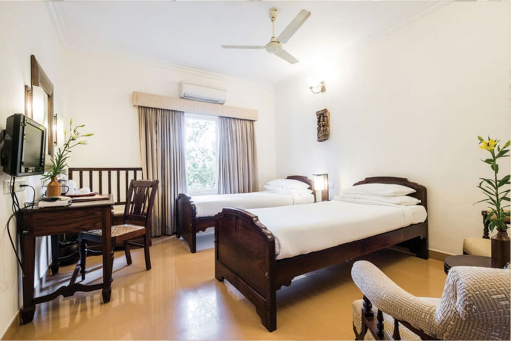 STANDARD, TWIN BEDS