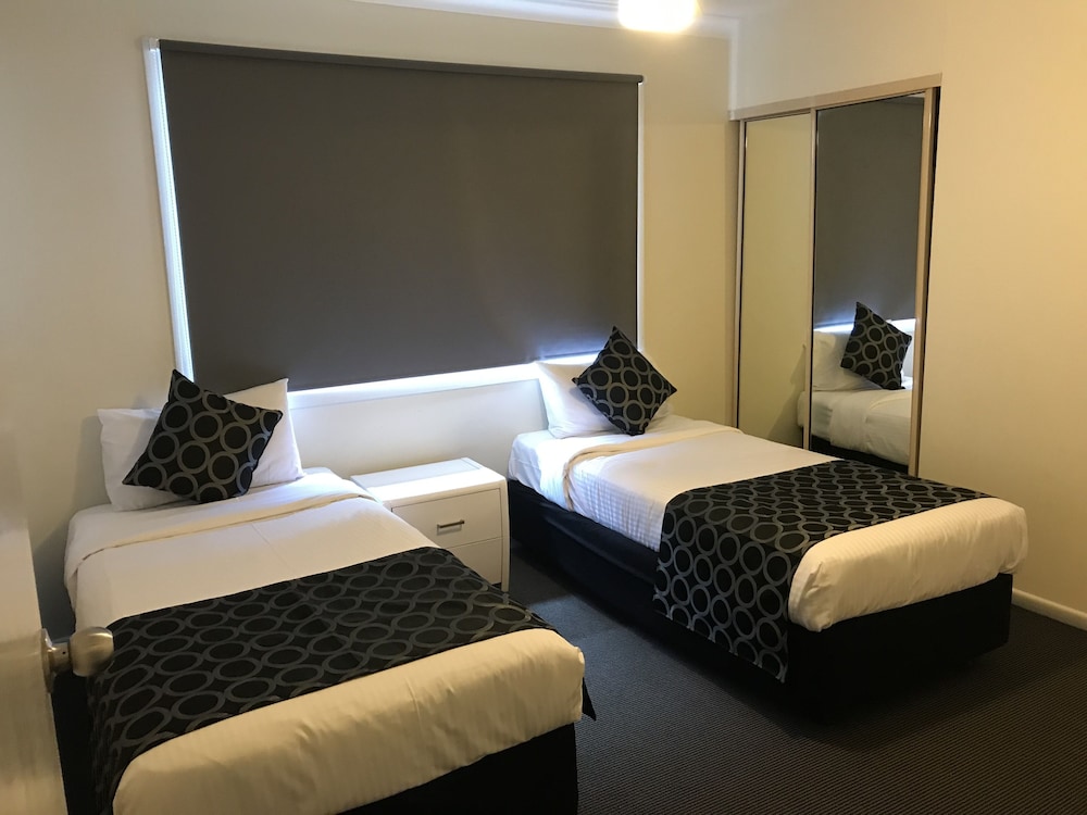 3 BEDROOMS, FAMILY, APARTMENT, BALCONY