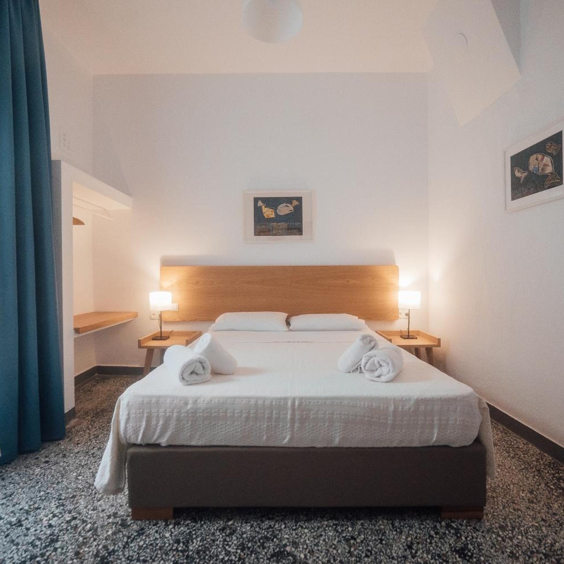 ANEMI BEACH HOTEL 29/65
