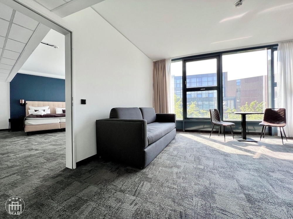 Hotel am Borsigturm 38/59