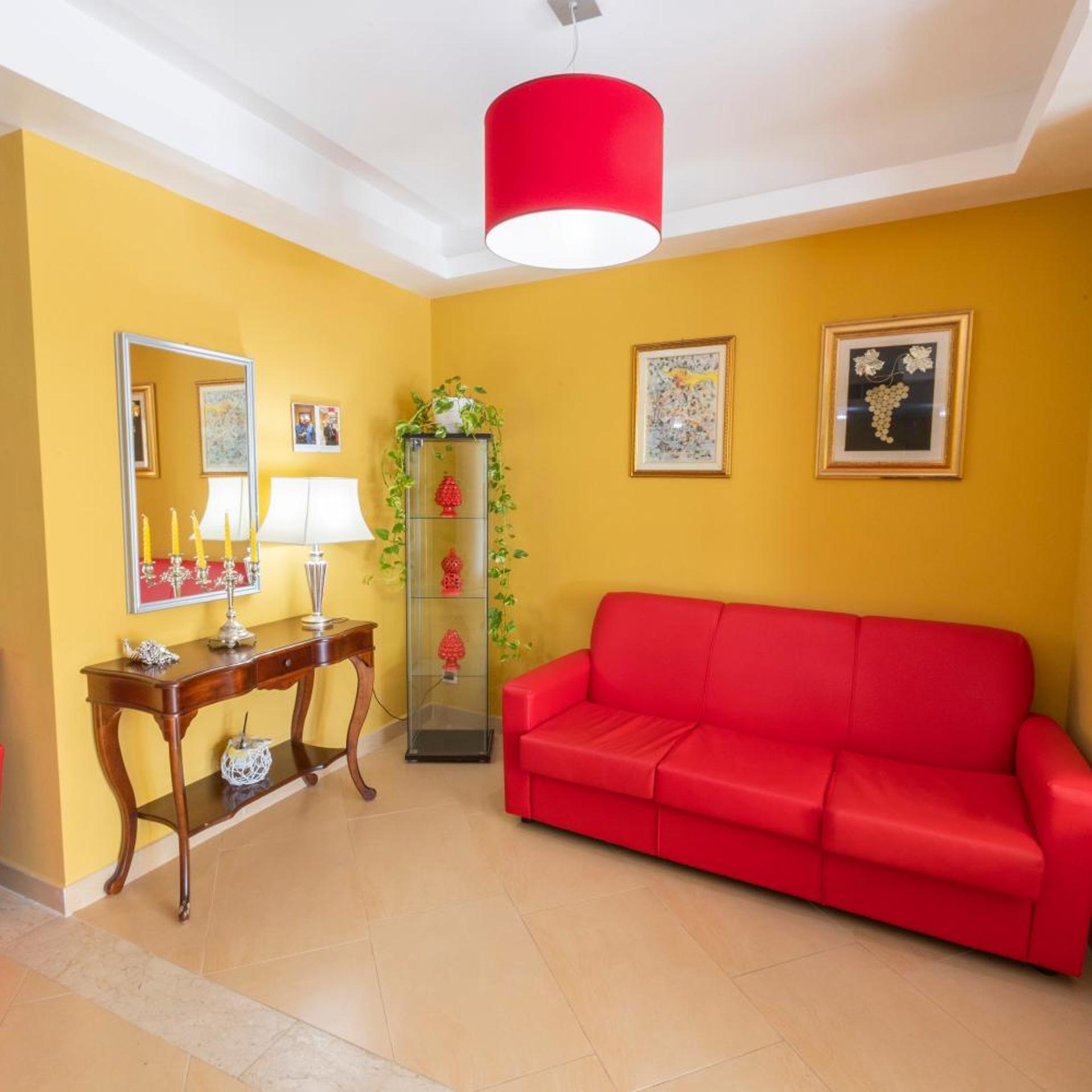Prince Franklyn Hotel 32/55