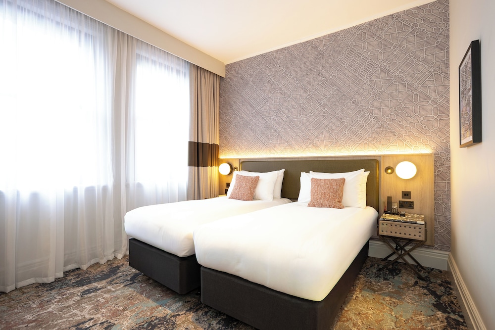 Met Hotel Leeds 33/71