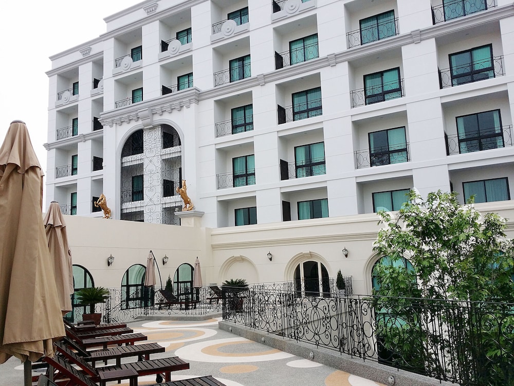 SN PLUS HOTEL 5/44