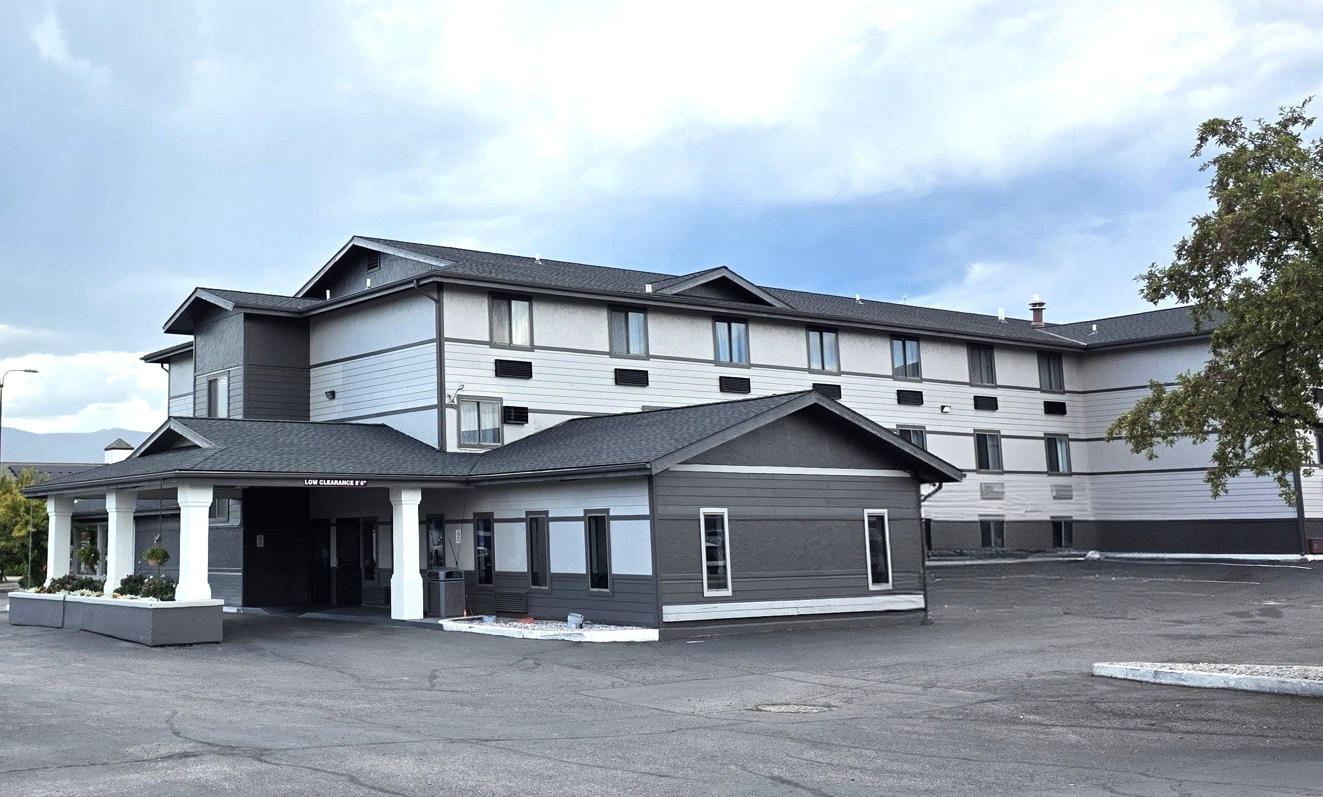 GuestHouse Inn, Suites & Conference Center Missoula 5/81