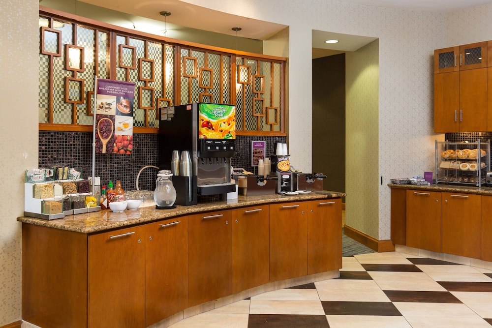 Residence Inn Springfield Old Keene Mill 13/42