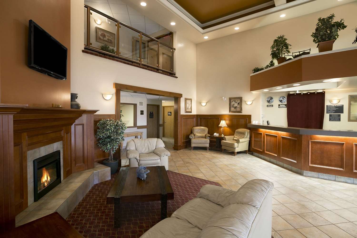 Super 8 By Wyndham Fort Nelson Bc 4/8