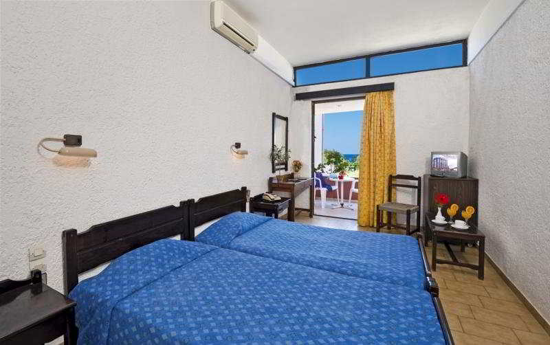 Room, Single, Double or Twin Bed