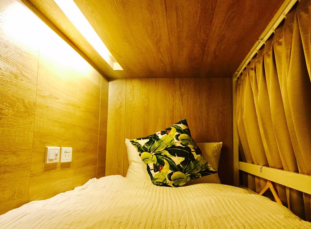 Paper Plane Hostel 26/50