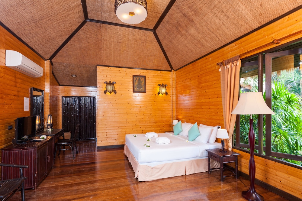 Palm Leaf Resort 30/54