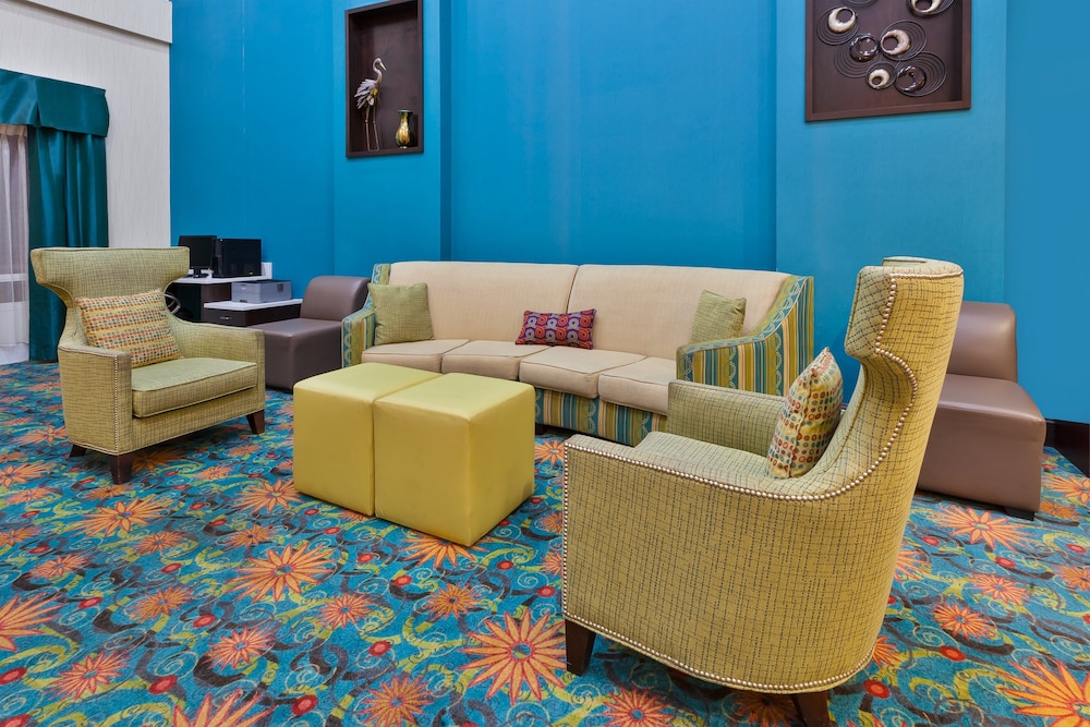Holiday Inn Express Suites Southport Oak Island Area 46/58