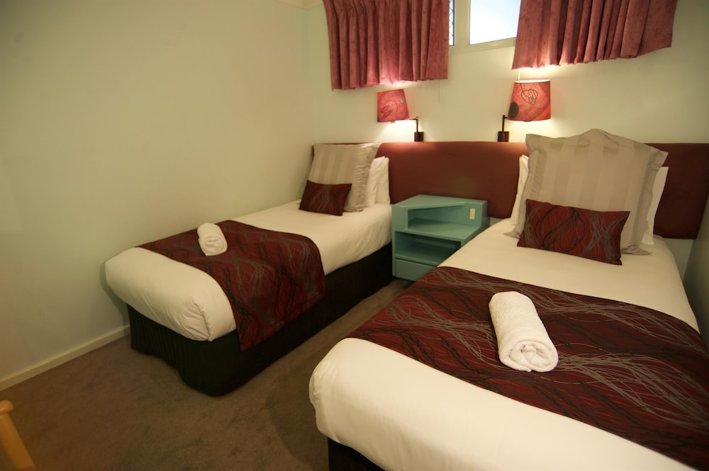 SureStay by Best Western The Clarence on Melville 6/29