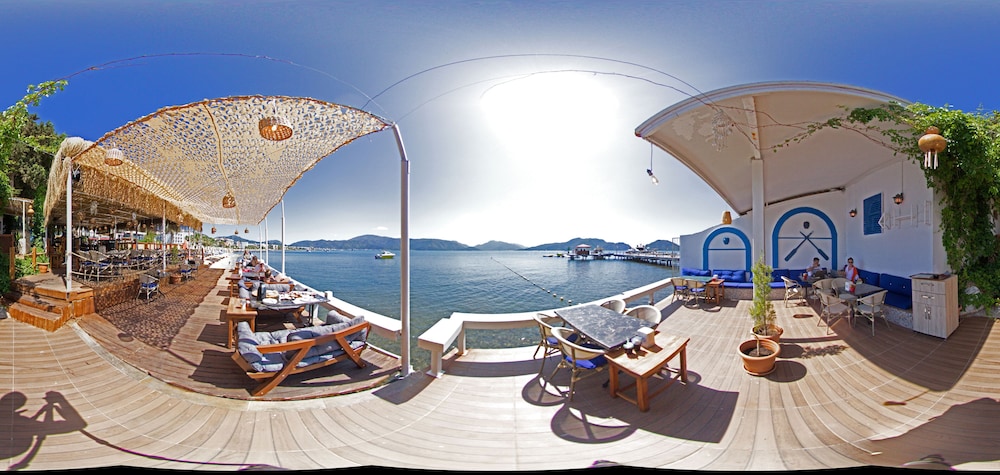 Heaven Beach Otel 8/22