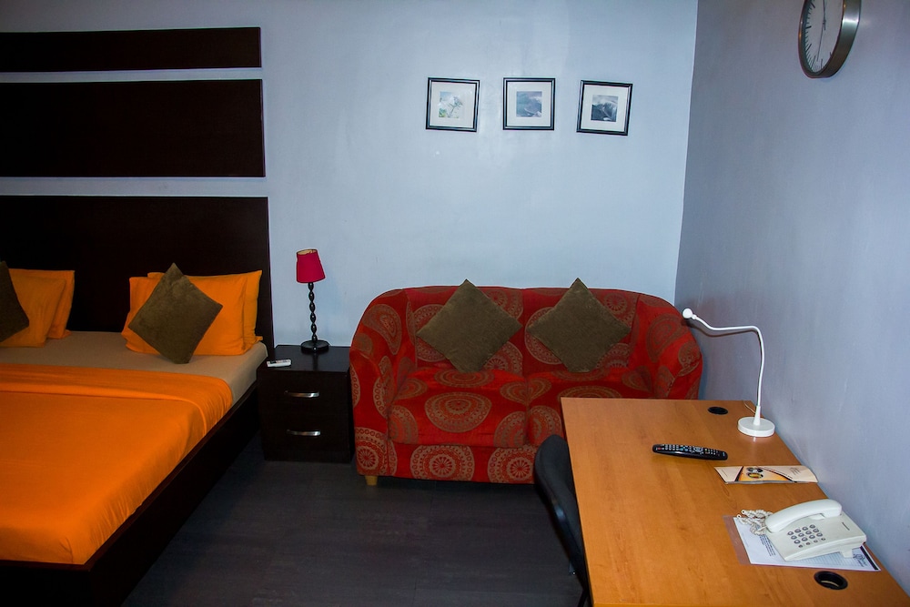 Precinct Comfort Services Ikoyi 14/25