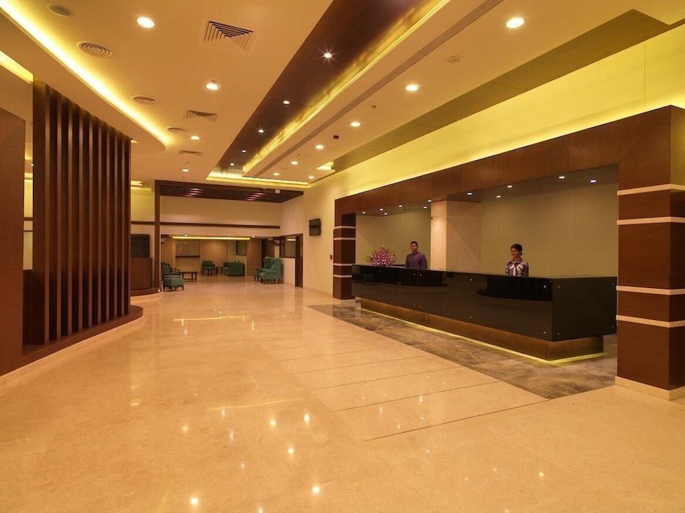 Royal Orchid Central Shimoga 10/52
