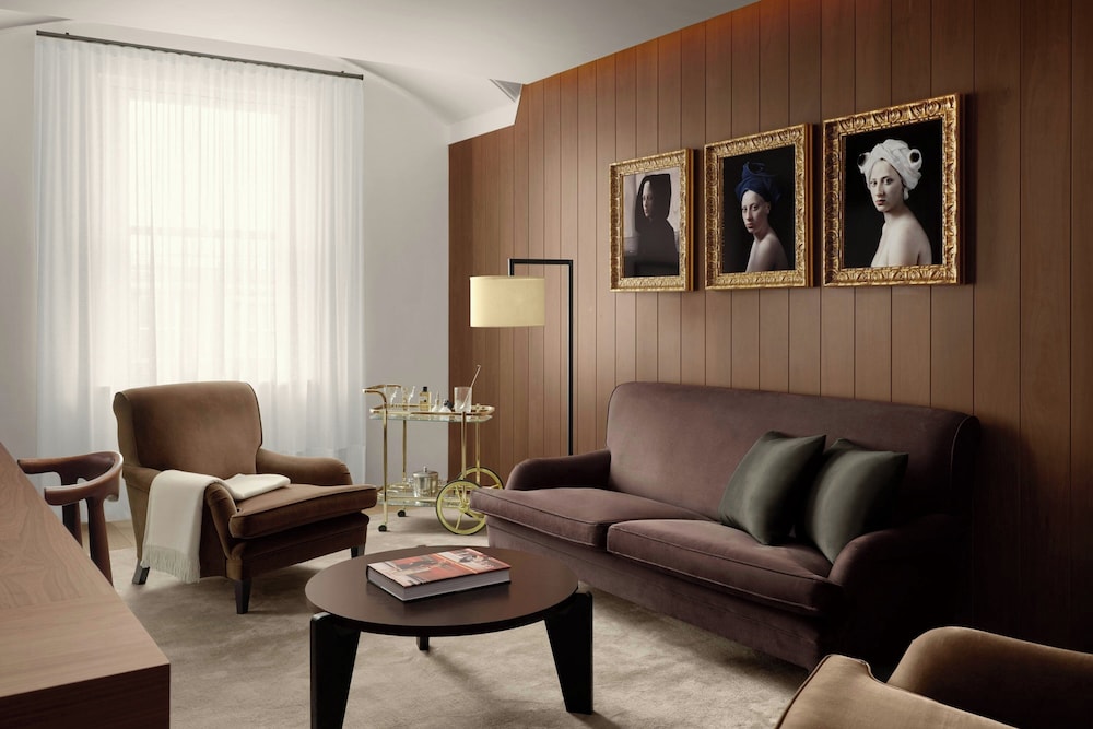 Berners Hotel 28/49