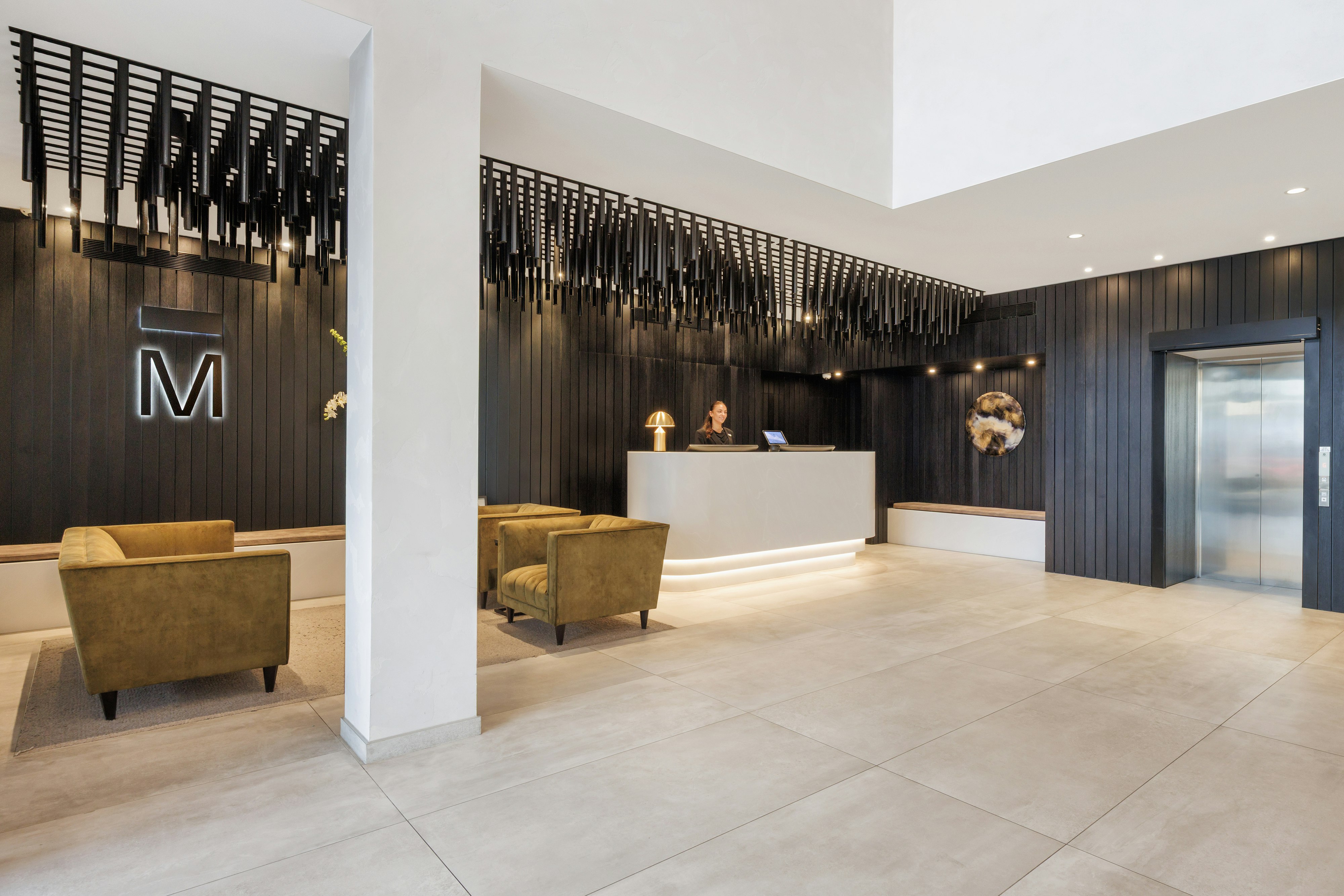 The Mayfair Hotel 13/72