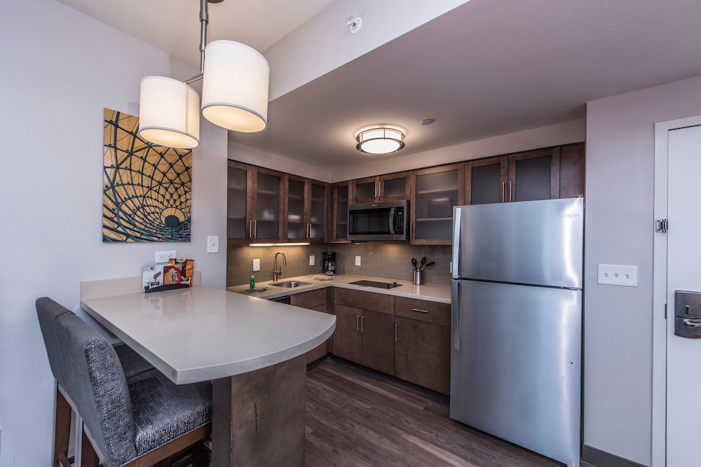 STAYBRIDGE SUITES CHARLESTON - MOUNT PLEASANT 42/60