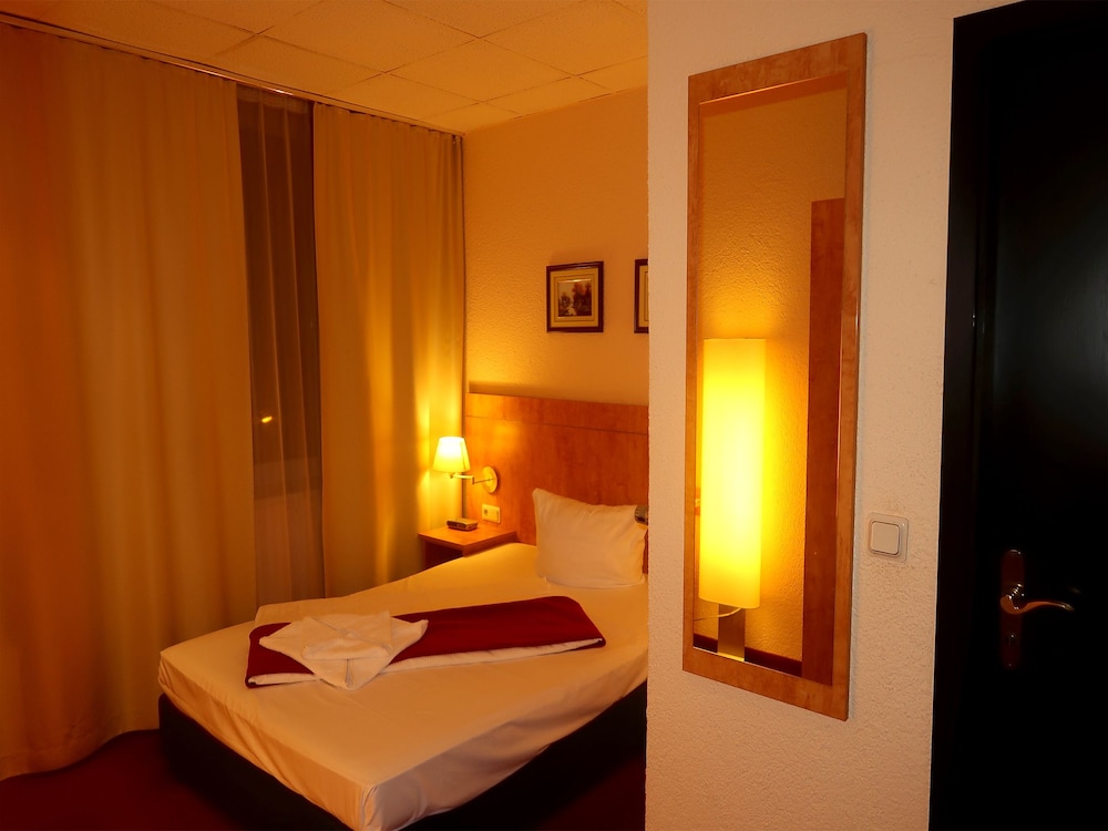 Hotel Adler Leipzig 39/62