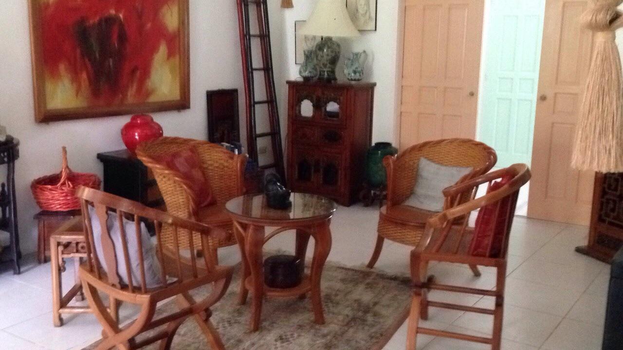 Almafada Villa 4/18