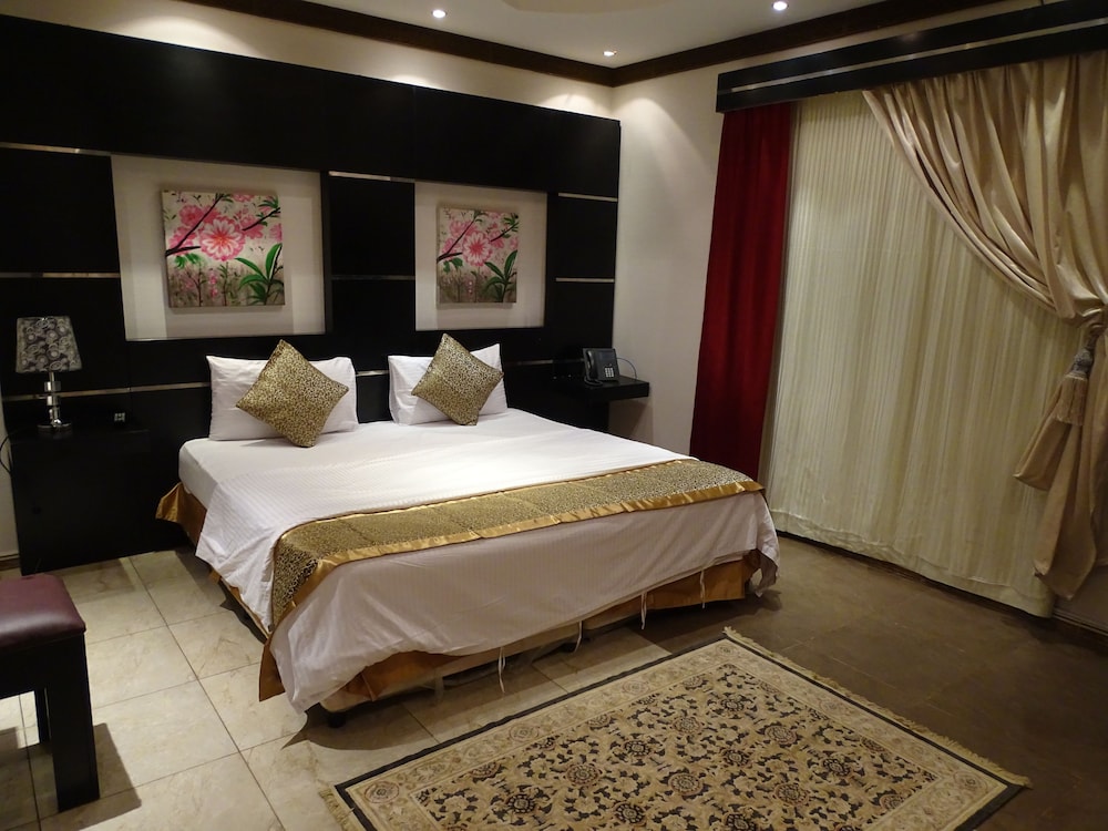 كومفورت إن أليرموك(Comfort Inn Al Yarmouk) 12/49