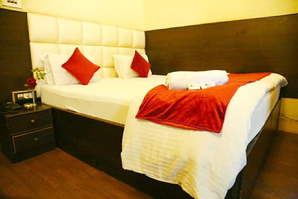 Holidei Inn 12/40
