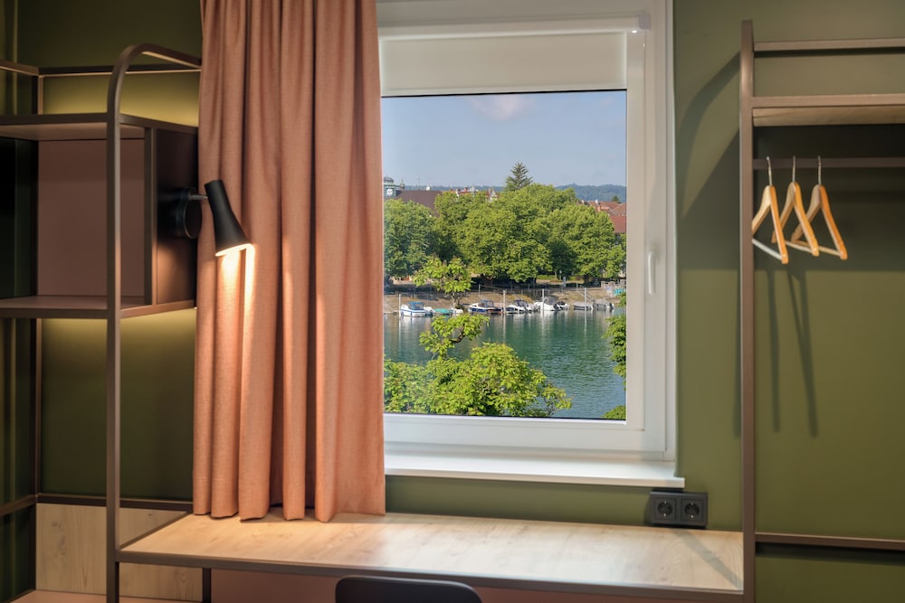 IBIS KONSTANZ 47/79
