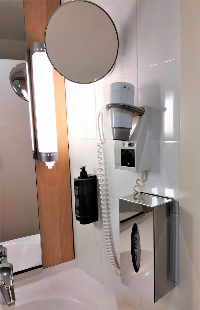Ibis Leiria Fatima 49/80