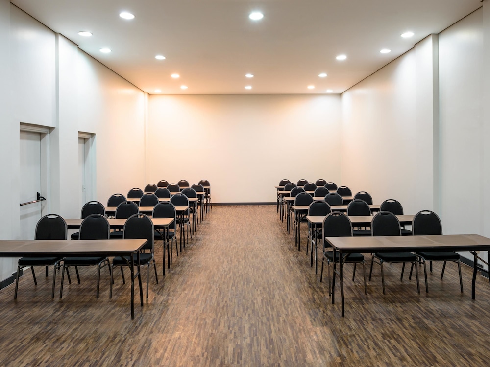 HOTEL NACIONAL INN BAURU 40/50