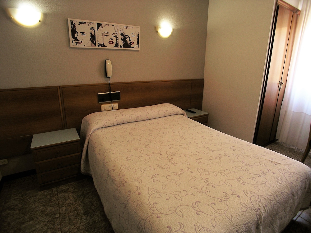 Iraipe Gorbea Hotel 24/48