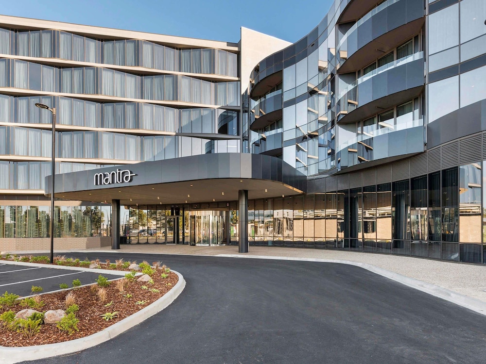 Mantra Melbourne Epping 50/58