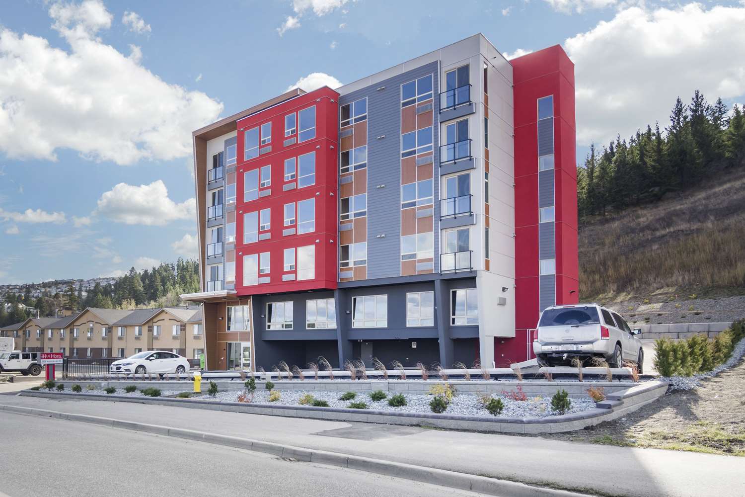 The Hue Hotel Ascend Hotel Collection 2/3
