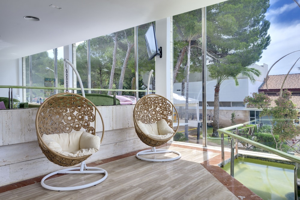 Green Garden Aparthotel 16/67