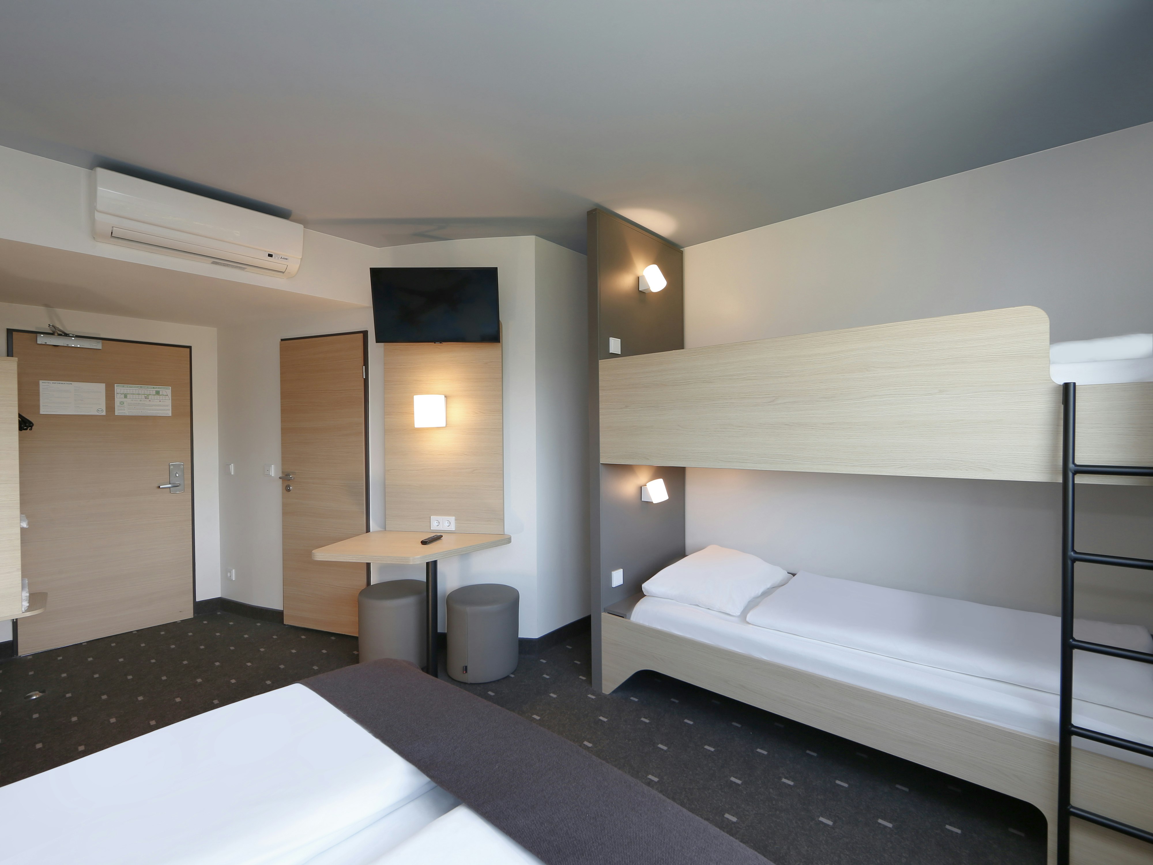 B&B Hotel Berlin Airport 10/31