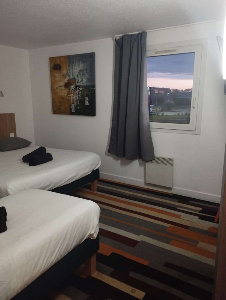 Kyriad Direct Agen-Castelculier 13/41