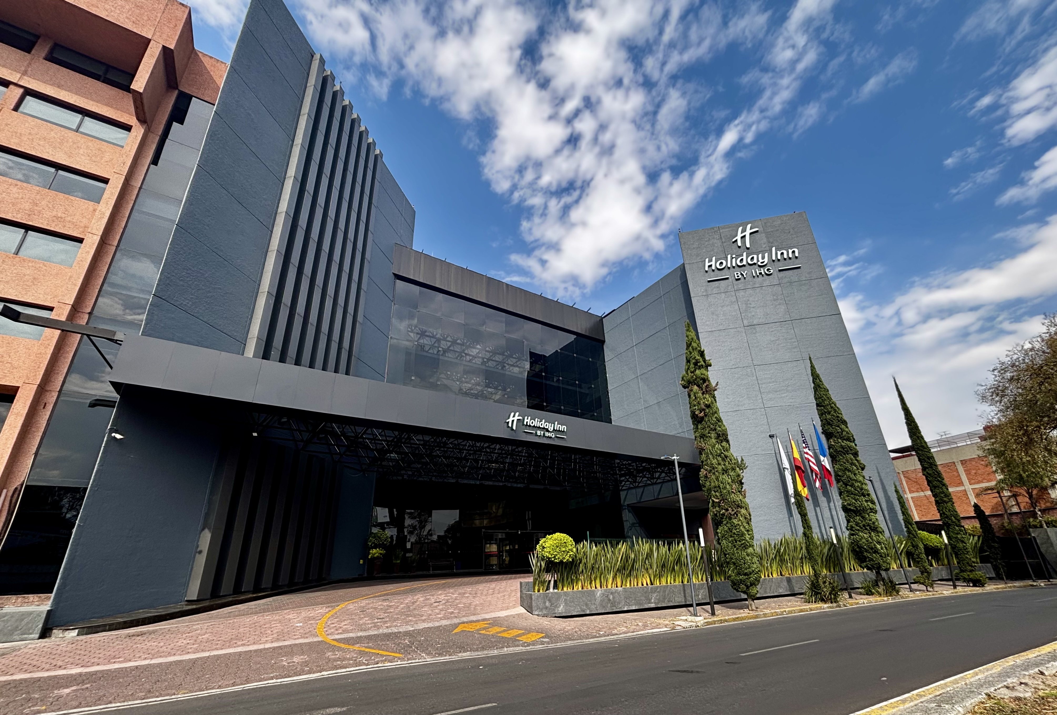 Holiday Inn Mexico Dali Airport 7/80