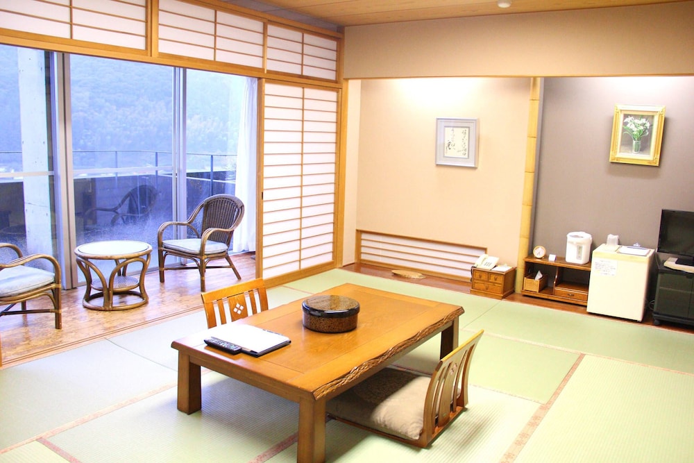 HOTEL SEIRA SHIMANTO 21/28