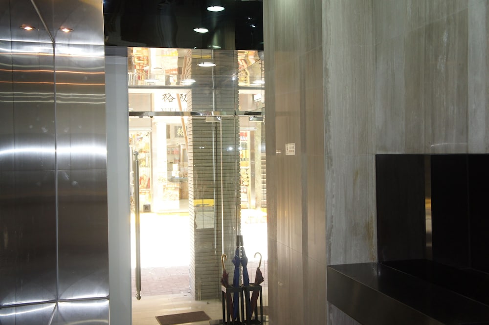 Homy Hotel Central 12/57