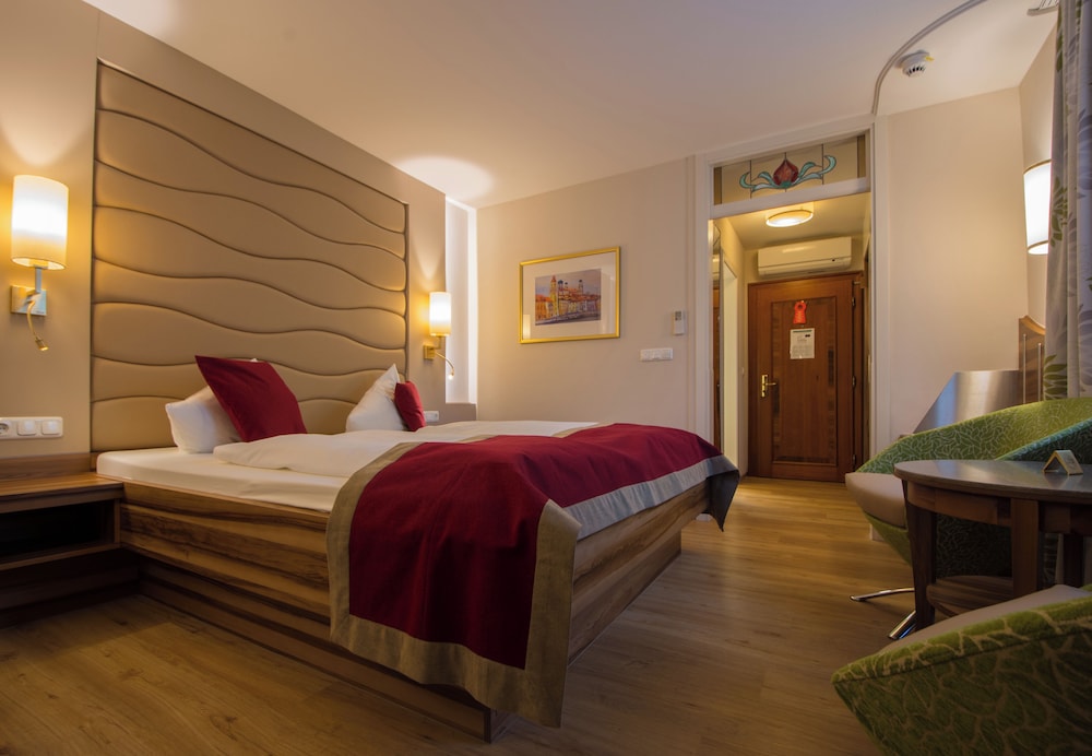 Comfort, Double Bed, Donau View