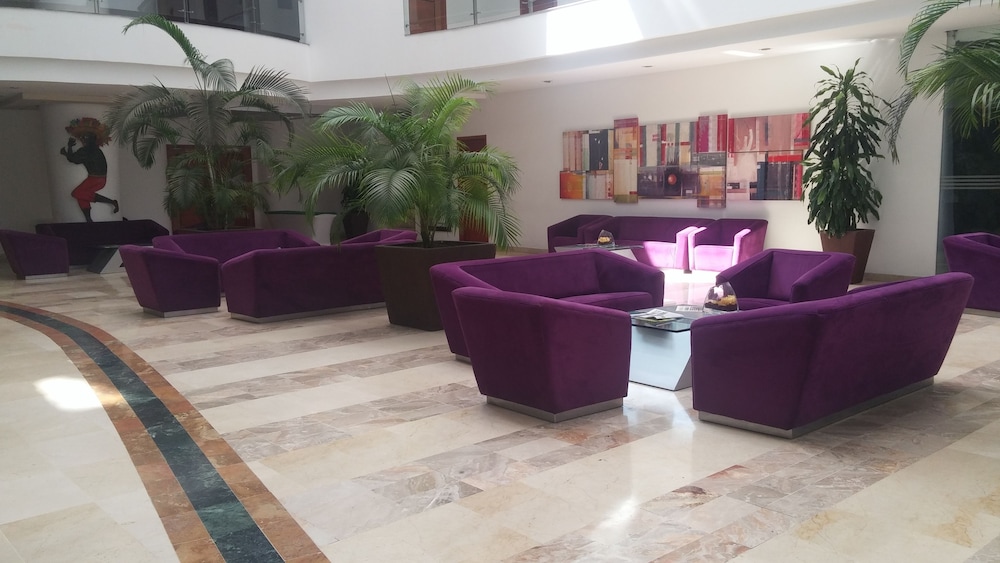 Hotel Atrium Plaza 11/65