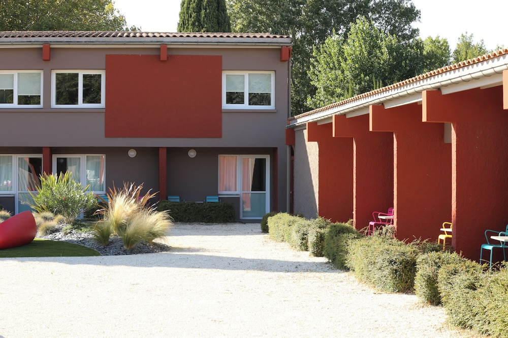 IBIS MONTELIMAR NORD 4/69