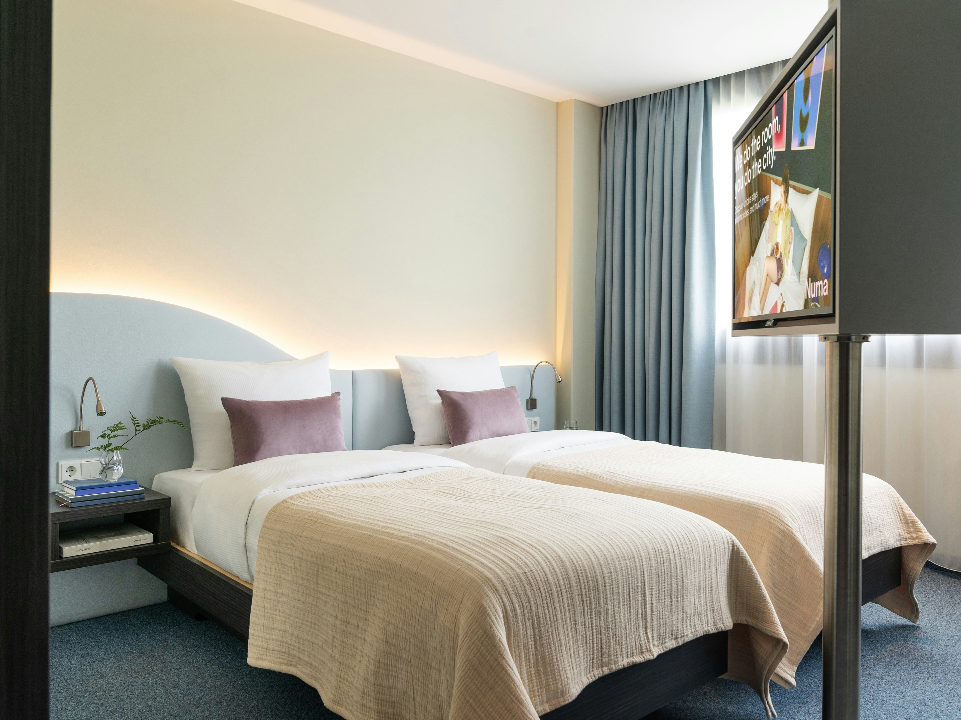 Studio, Twin Beds, Kitchen, Xl