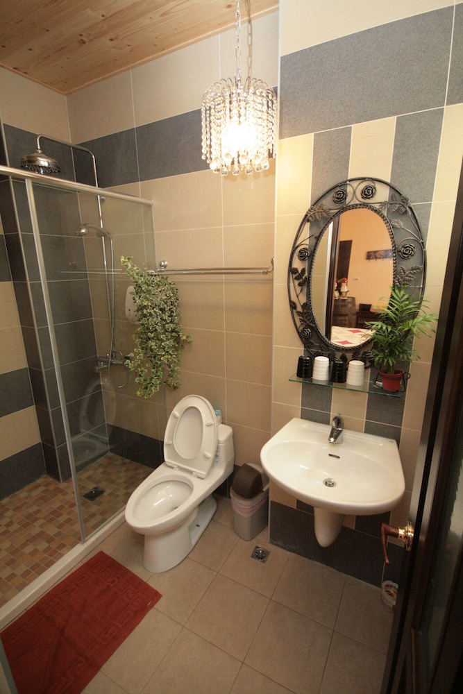 Hualien Paris Home B&B 66/66