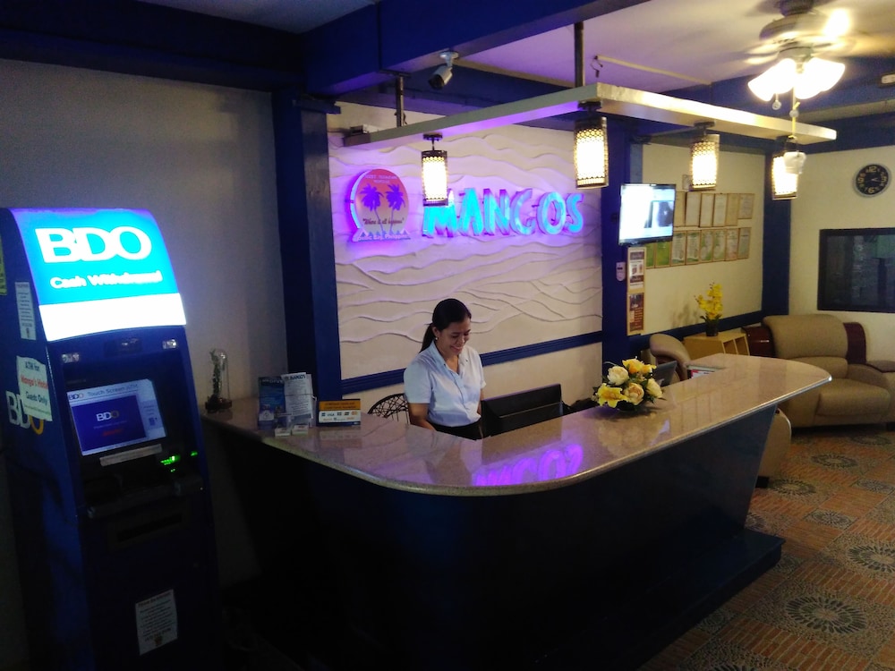 Mango's Beachfront Resort 9/69